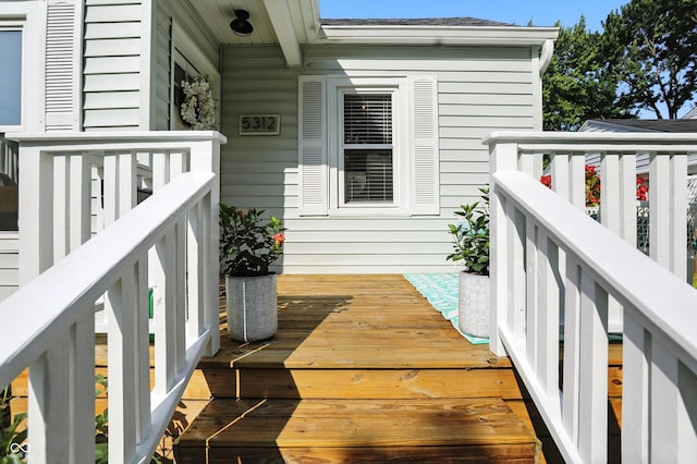 5312 Norwaldo Ave, Indianapolis, IN 46220 - view of wooden terrace