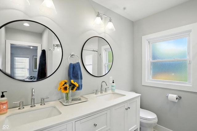 5312 Norwaldo Ave, Indianapolis, IN 46220 - full bath with double vanity and toilet