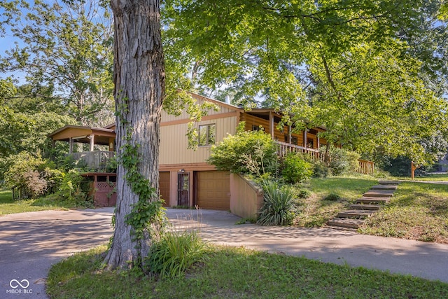 3370 E State Road 160, Salem, IN 47167 - view of front facade with driveway and a garage