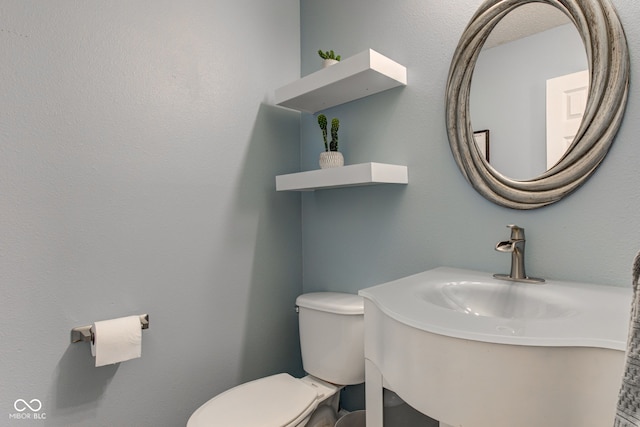 9593 W Constellation Dr, Pendleton, IN 46064 - half bath featuring toilet
