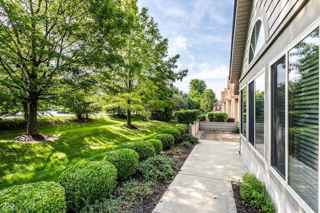 7919 Cool Hollow Pl, Indianapolis, IN 46237 - photo 4