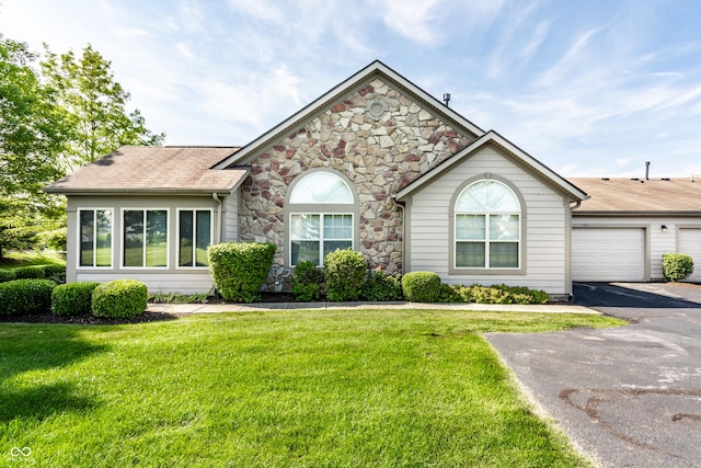 7919 Cool Hollow Pl, Indianapolis, IN 46237 - photo 2