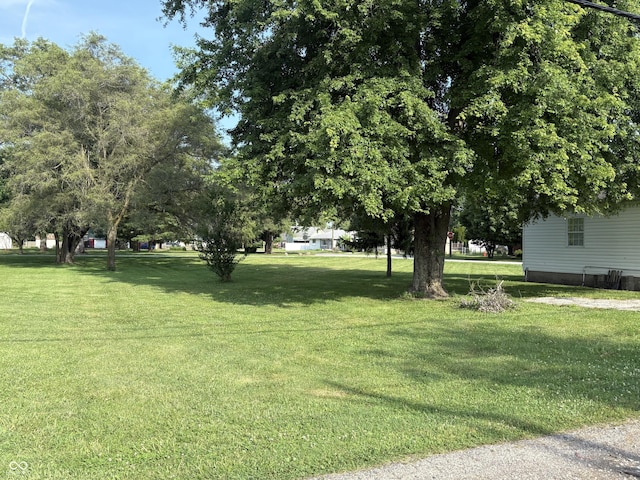 931 W Market St, Rushville, IN 46173 - photo 7
