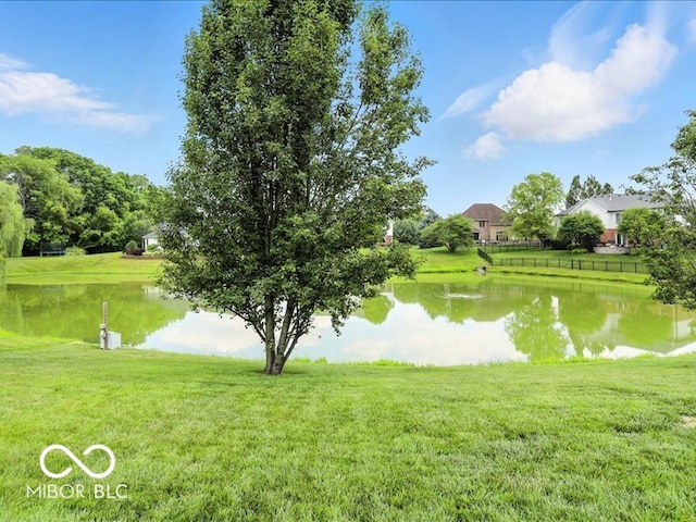 4233 Dartmoor Dr, Greenwood, IN 46143 - water view