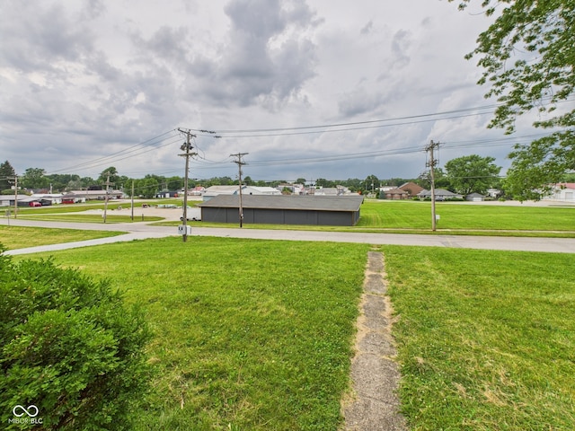 203 Plum St E, Frankton, IN 46044 - view of grassy yard