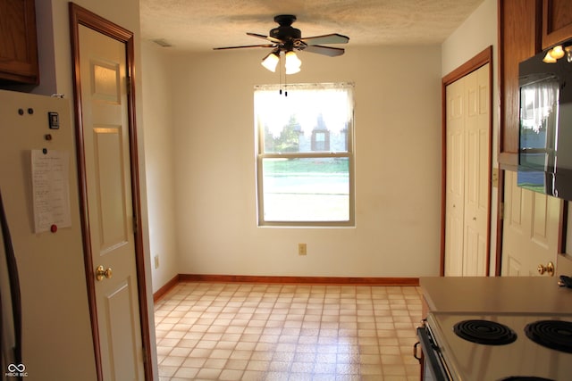 126 Old Farm Rd, Danville, IN 46122 - photo 7