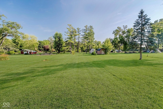 450 W 250 N, Lebanon, IN 46052 - view of grassy yard with a shed