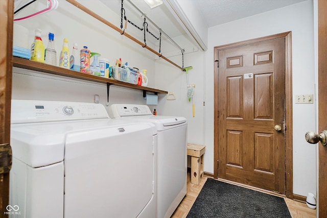 450 W 250 N, Lebanon, IN 46052 - laundry area with washing machine and dryer
