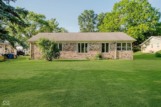 450 W 250 N, Lebanon, IN 46052 - ranch-style home featuring a front lawn and brick siding