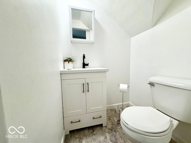 1076 N Old Highway 27, Winchester, IN 47394 - bathroom featuring vanity and toilet