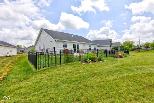 2500 Sand Hollow Dr, Lebanon, IN 46052 - rear view of property
