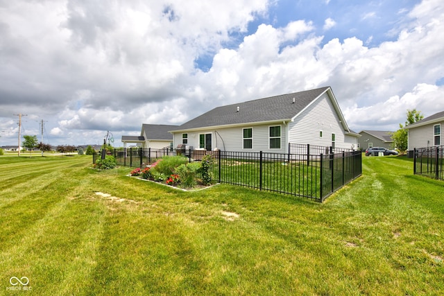 2500 Sand Hollow Dr, Lebanon, IN 46052 - back of property