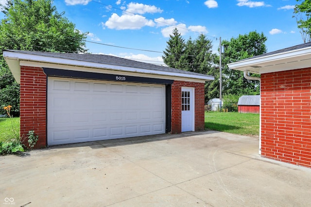 5015 Nowland Ave, Indianapolis, IN 46201 - view of detached garage