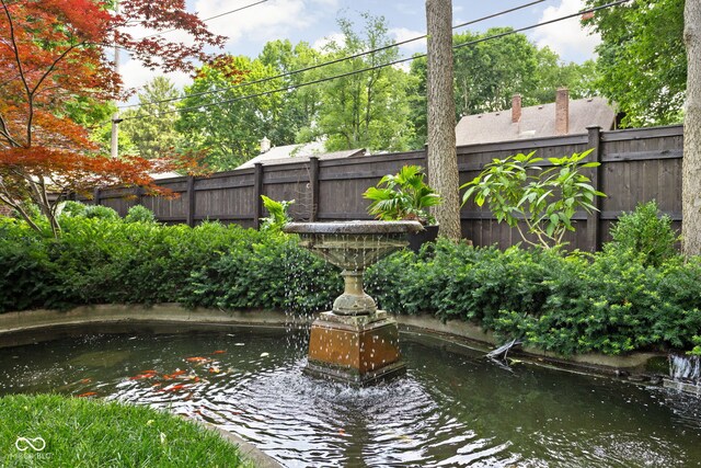 4455 Broadway St, Indianapolis, IN 46205 - view of yard
