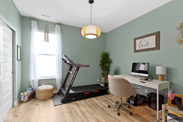 19959 Cowie Ln, Westfield, IN 46074 - home office with wood finished floors and baseboards