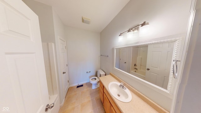 2259 Colfax Ln Unit 2259, Indianapolis, IN 46260 - full bath with vanity and washtub / shower combination