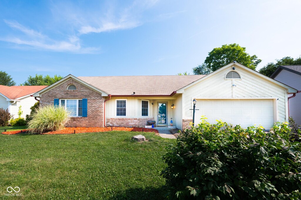 8514 Midsummer Dr, Indianapolis, IN 46239 - photo 1
