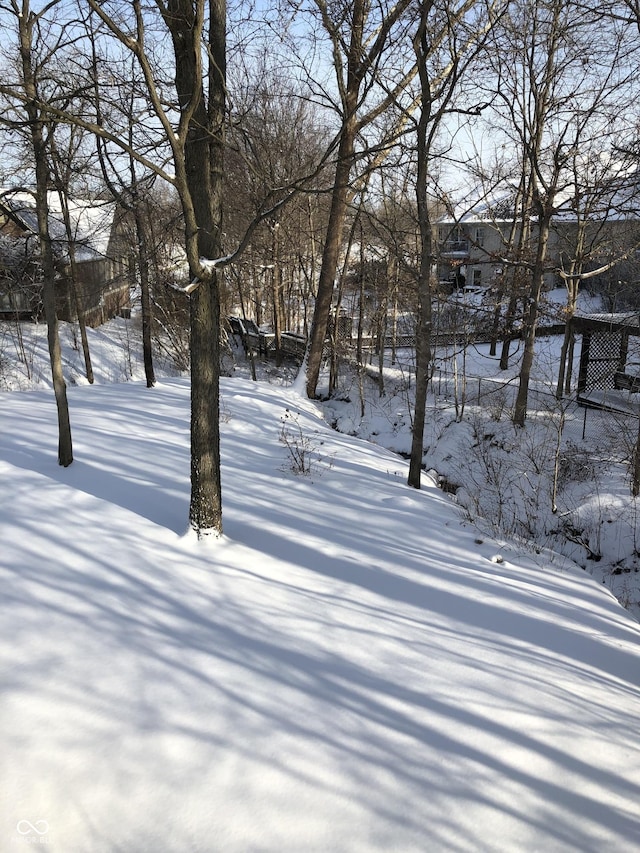 8550 Tidewater Ct, Indianapolis, IN 46236 - view of yard covered in snow