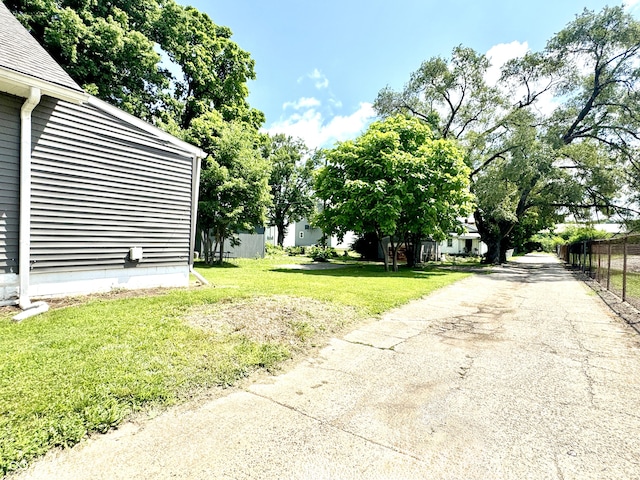 2009 Gent Ave, Indianapolis, IN 46202 - photo 25