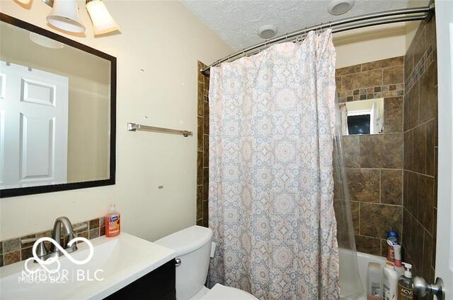 2305 Barnor Dr, Indianapolis, IN 46219 - photo 13