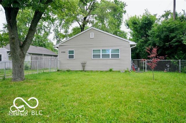 2305 Barnor Dr, Indianapolis, IN 46219 - photo 15