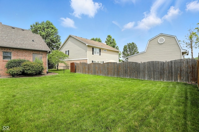 35 Decourcy Ln, Franklin, IN 46131 - view of yard