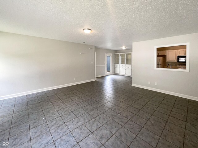 5210 Sandy Forge Dr, Indianapolis, IN 46221 - photo 3