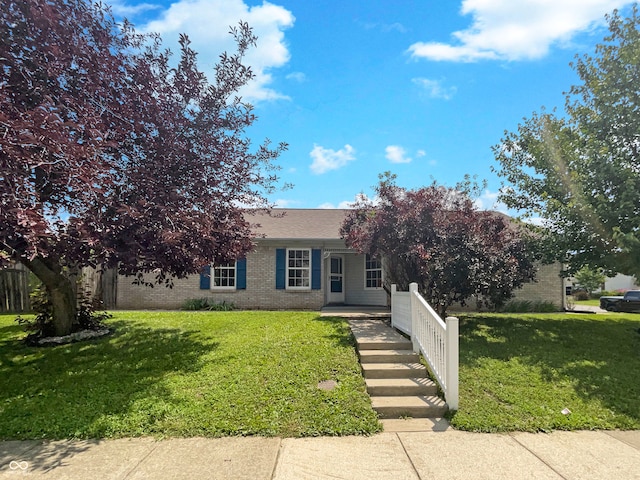 5210 Sandy Forge Dr, Indianapolis, IN 46221 - photo 1