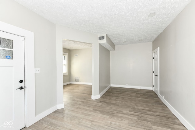 321 E 31st St, Indianapolis, IN 46205 - photo 4