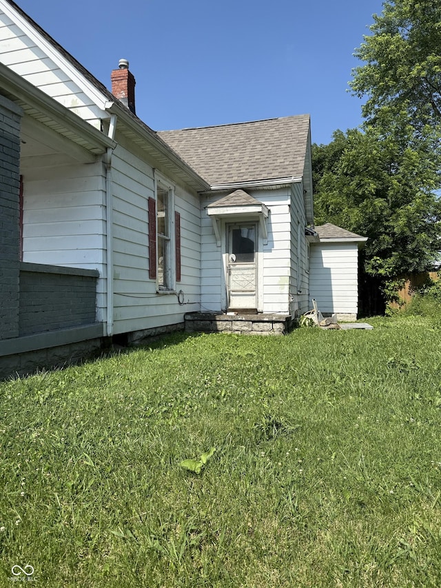 2215 Noble St, Anderson, IN 46016 - photo 2
