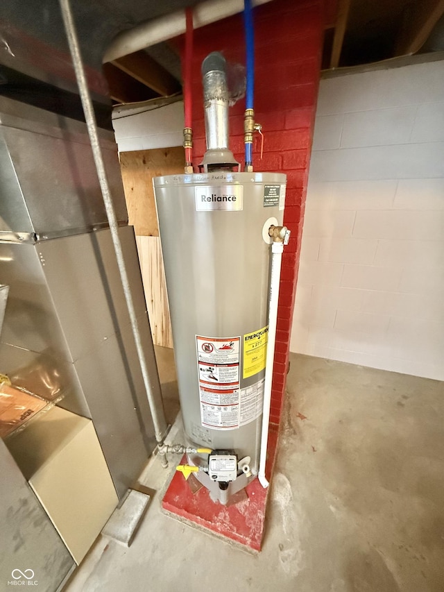605 Redding Rd, Seymour, IN 47274 - utilities with gas water heater