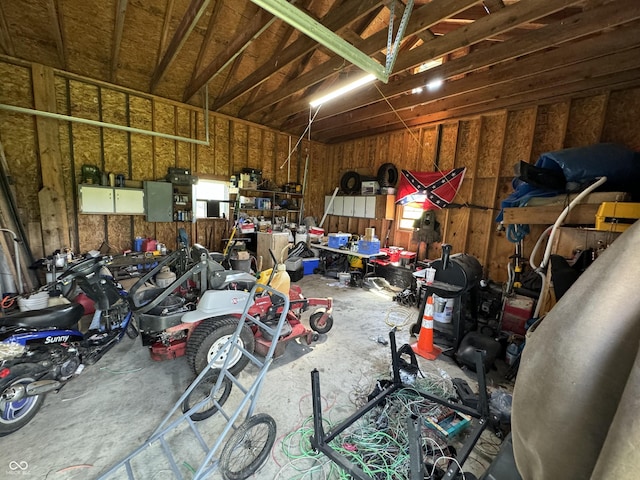 9721 S 100 E, Pendleton, IN 46064 - view of garage