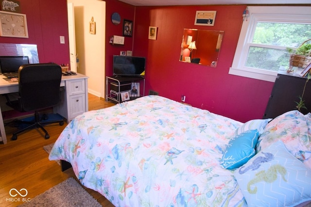 643 Harlan St, Plainfield, IN 46168 - bedroom with wood finished floors and a desk