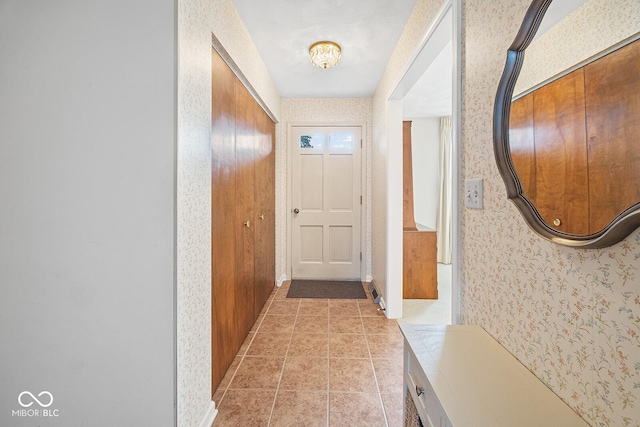 3620 Winter St, Lafayette, IN 47909 - doorway featuring wallpapered walls