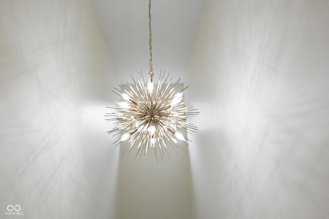 2130 Brookside Pkwy N Drive, Indianapolis, IN 46201 - detailed view of a chandelier