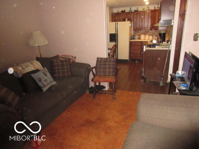 2610 Marywood Dr, Southport, IN 46227 - view of living area