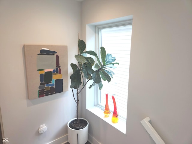 955 Dorman St, Indianapolis, IN 46202 - detailed view of baseboards