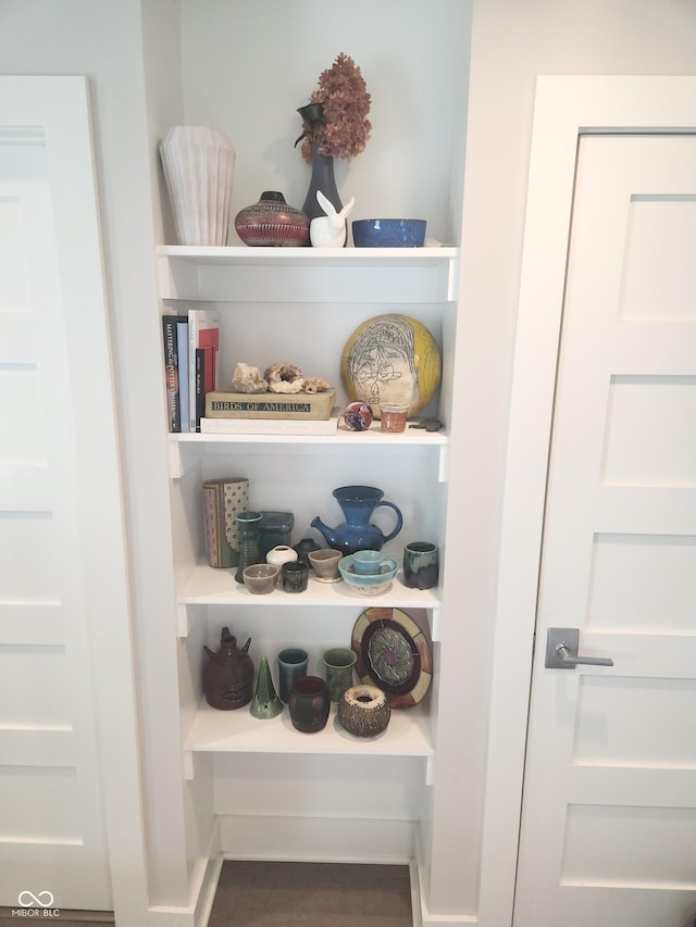 955 Dorman St, Indianapolis, IN 46202 - detailed view