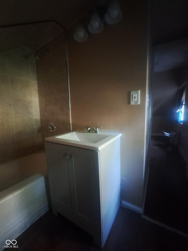 103 N Chester Ave, Indianapolis, IN 46201 - bathroom with vanity and  shower combination