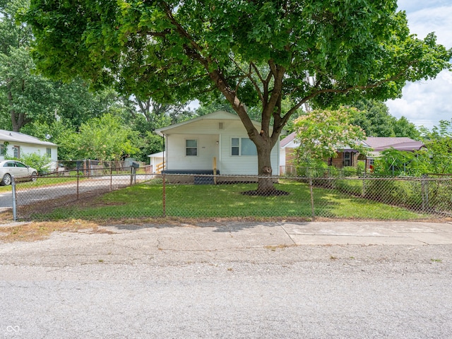 2909 S Randolph St, Indianapolis, IN 46203 - photo 2