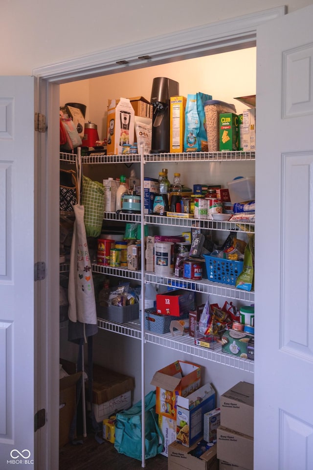 907 Ram Dr, Franklin, IN 46131 - view of pantry
