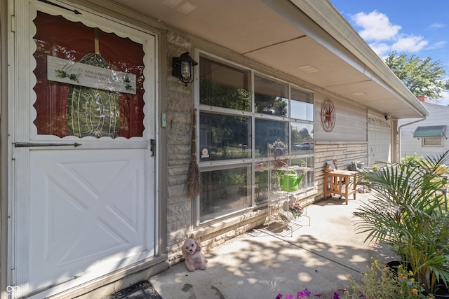 3534 Carr Ave, Indianapolis, IN 46221 - entrance to property with covered porch