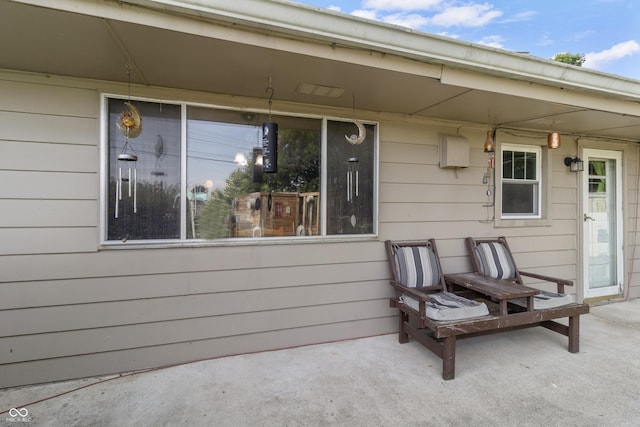 3534 Carr Ave, Indianapolis, IN 46221 - view of patio