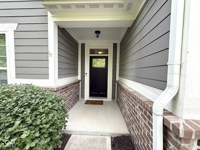 9404 Crystal River Dr, Indianapolis, IN 46240 - photo 2
