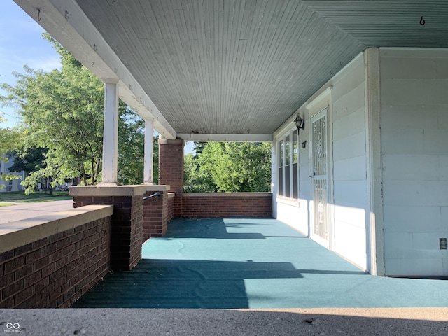 236 N Maple St, Dana, IN 47847 - view of covered porch