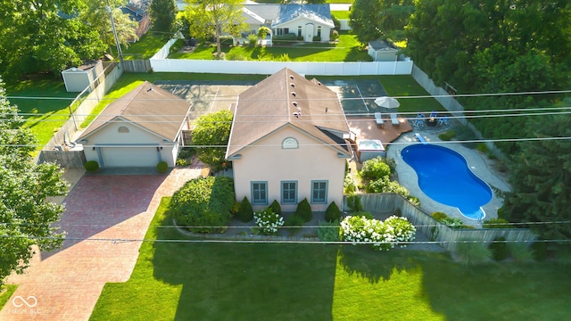 4224 River Rd, Columbus, IN 47203 - aerial view of property and surrounding area with a pool