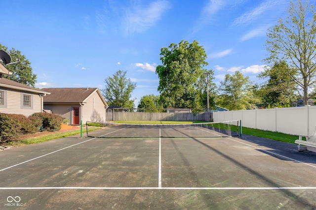 4224 River Rd, Columbus, IN 47203 - view of tennis court
