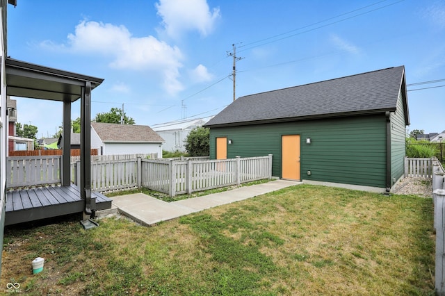 1905 Cornell Ave, Indianapolis, IN 46202 - view of yard featuring a deck