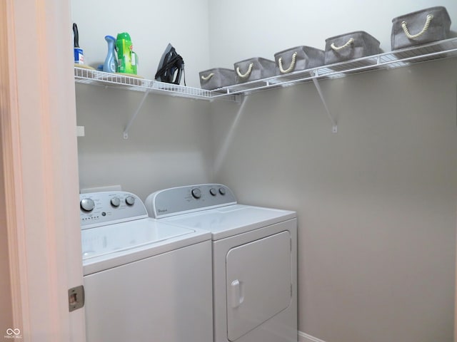 2272 Trefoil Dr, Plainfield, IN 46168 - laundry area with washing machine and dryer