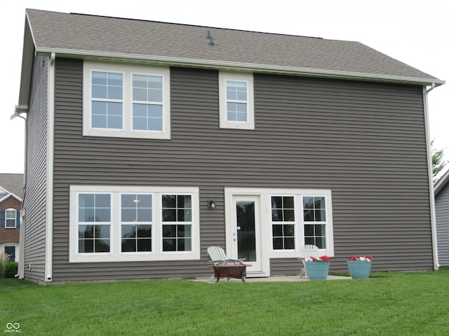 2272 Trefoil Dr, Plainfield, IN 46168 - rear view of house with a yard
